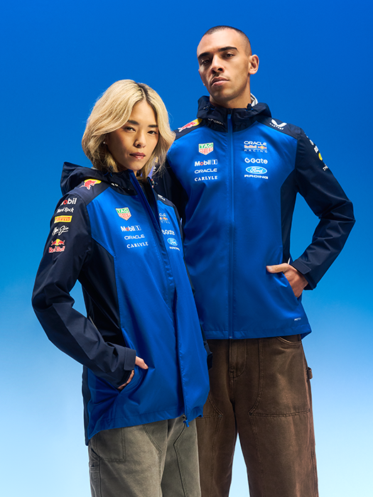 レッドブル　レイン　ジャケット Oracle Red Bull Racing Replica Rain Jacket | Red Bull Shop US
