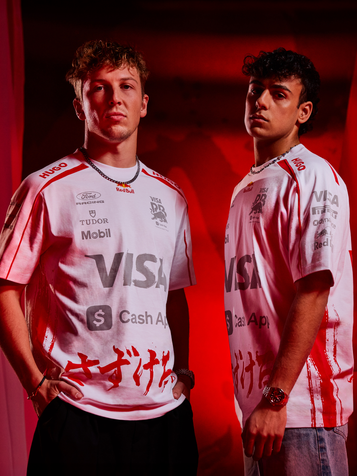 Visa Cash App Racing Bulls Japan Red Bull Spring Edition Replica T