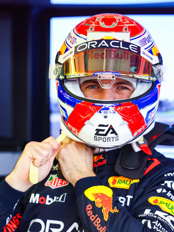 Oracle Red Bull Racing 1:2 Max Verstappen 2024 Season Mini